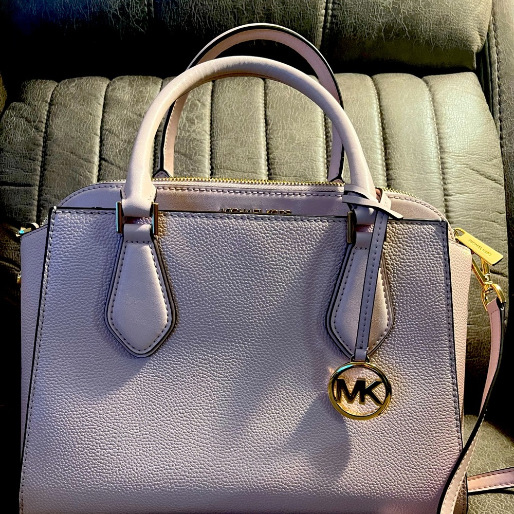 Blush Pink Michael Kors Medium handbag, 12.5inx9.5inx4in